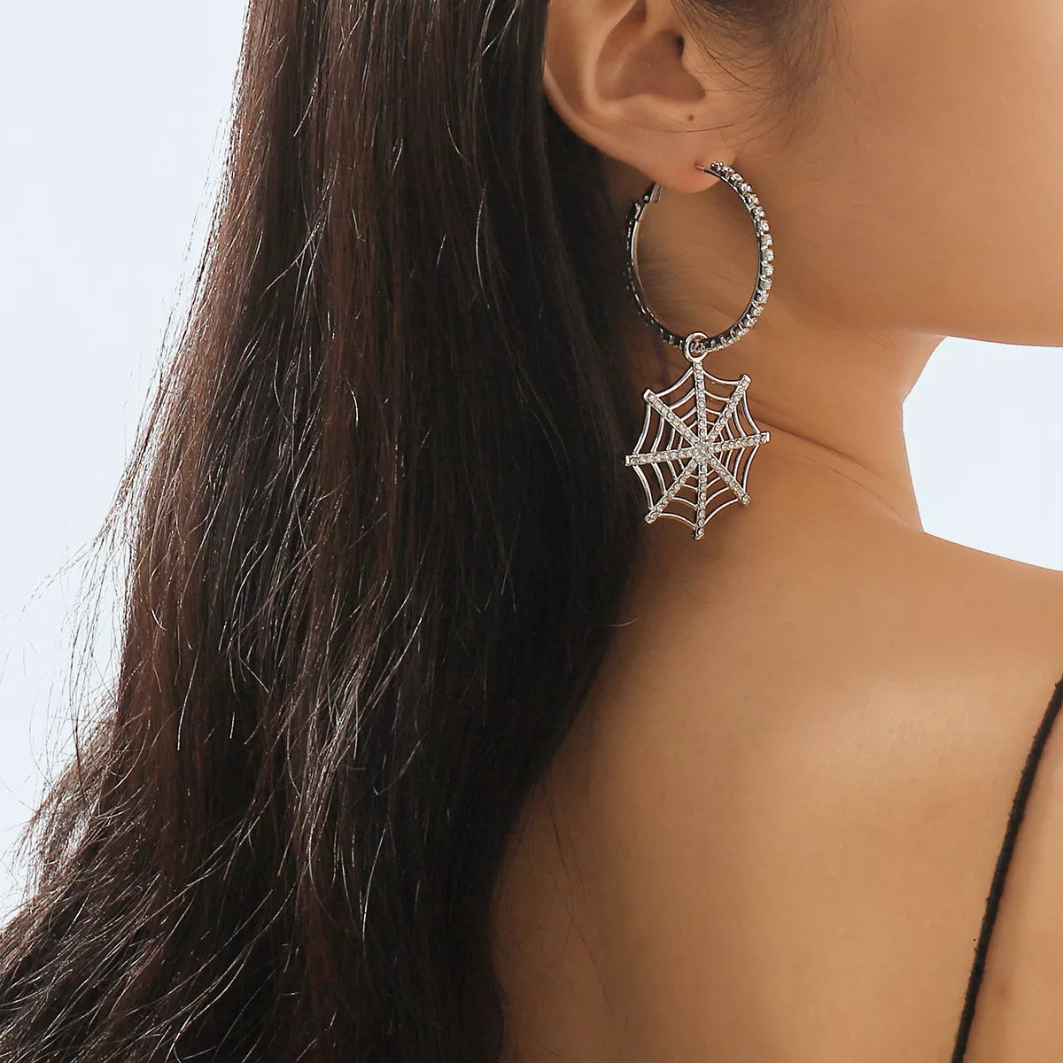 💎 Statement Drop Earrings – Dazzle Beyond the Tag