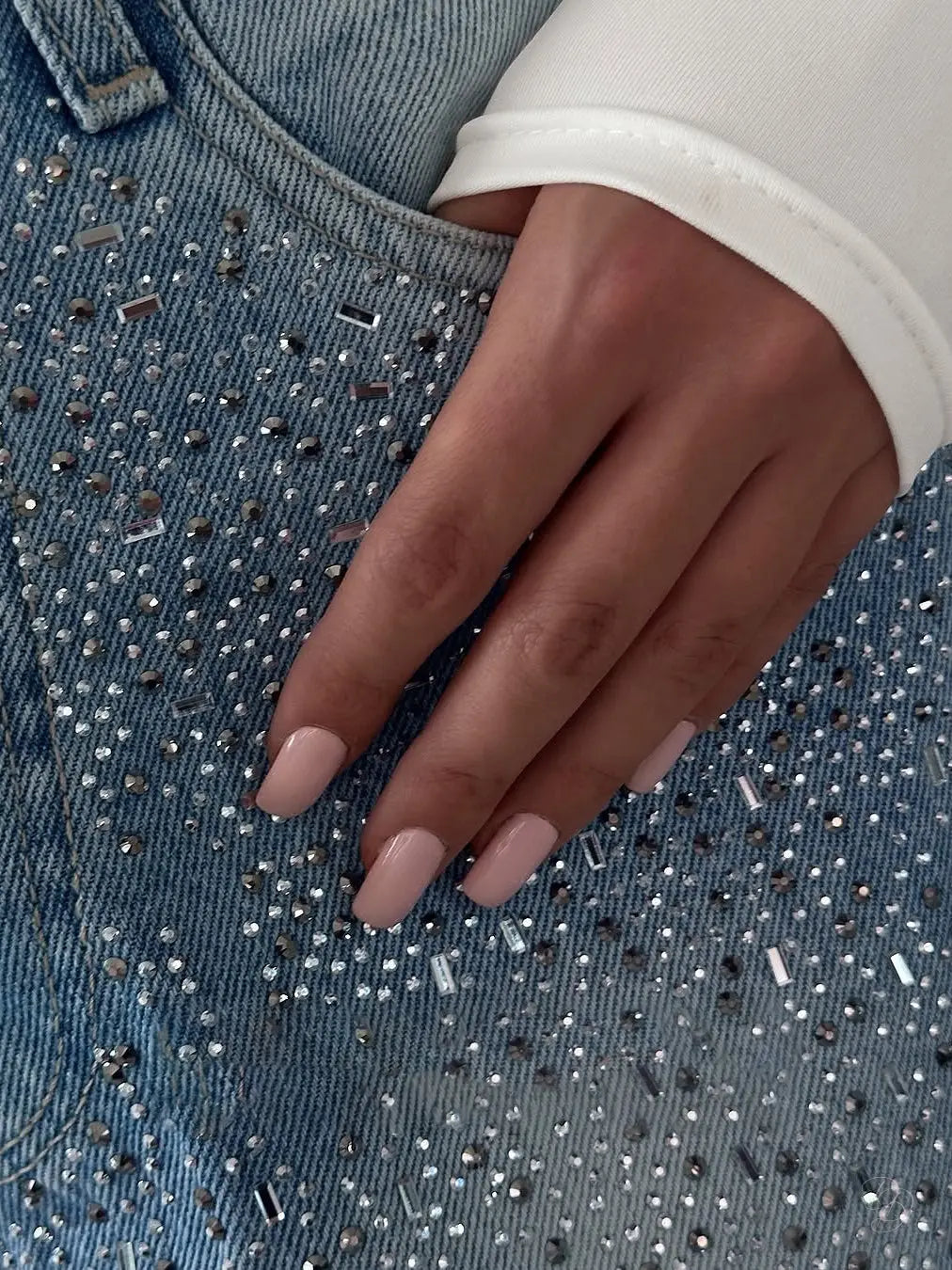 Irregular Rhinestone Jeans CJ