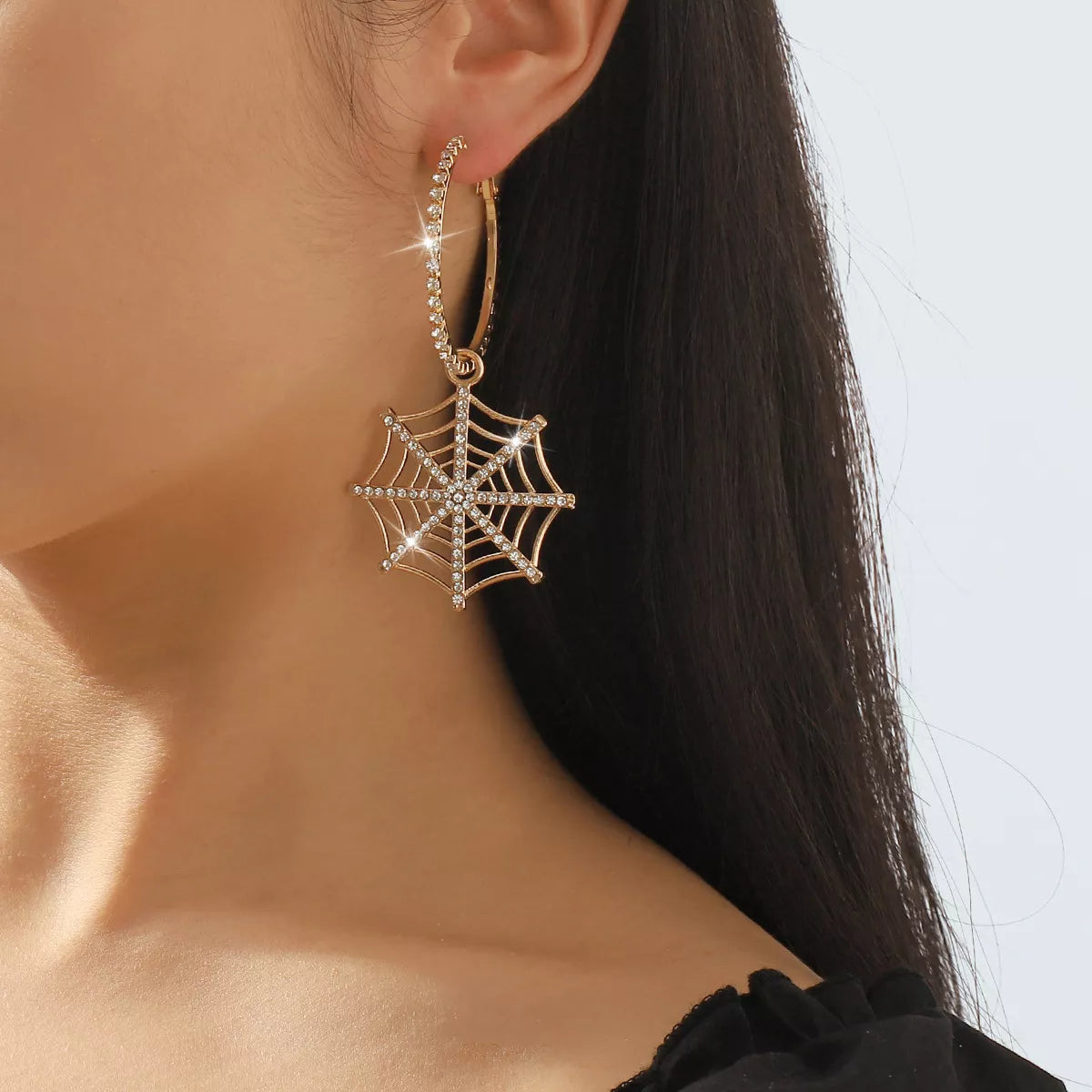 💎 Statement Drop Earrings – Dazzle Beyond the Tag