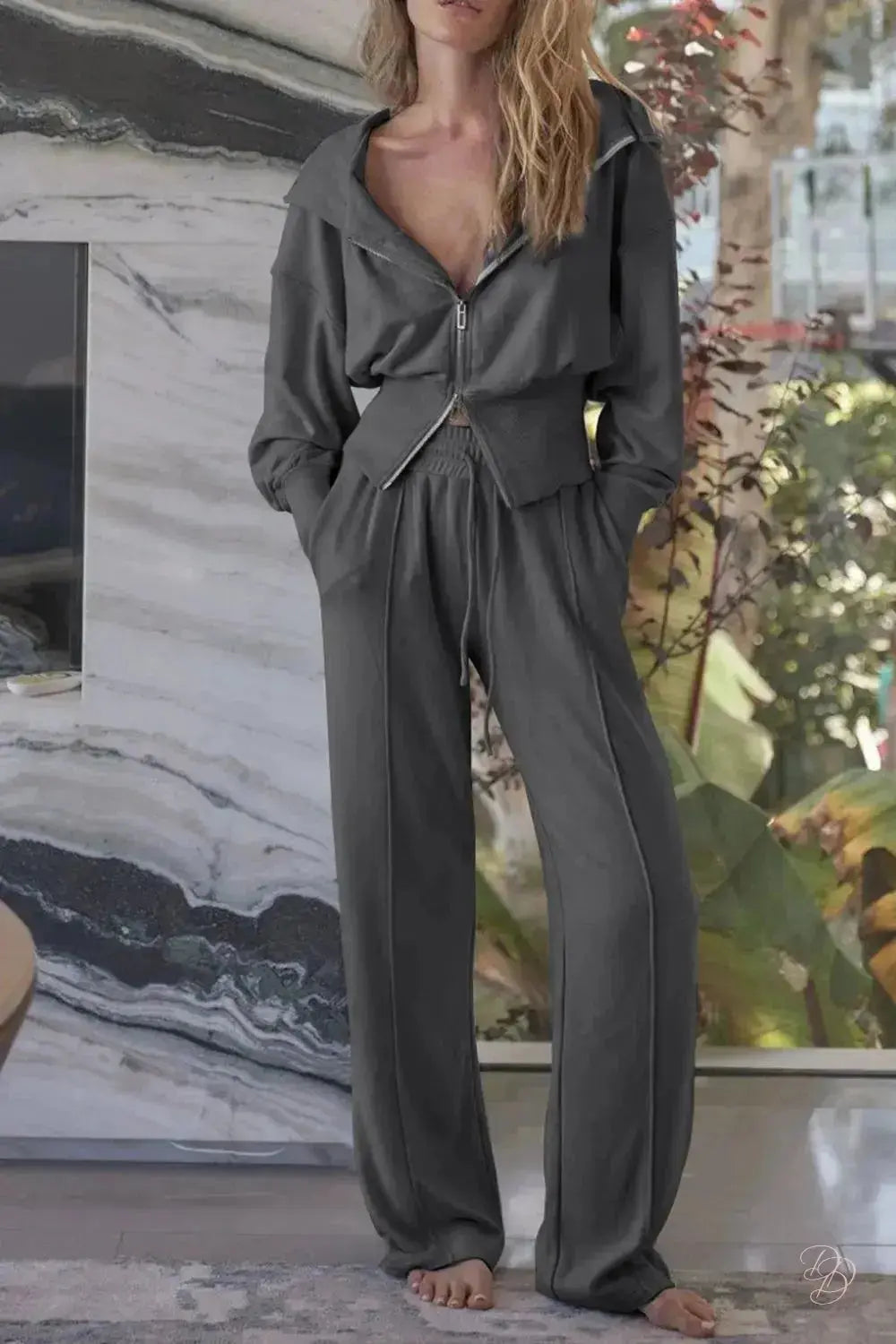 Women’s two-piece zip-up hoodie and pants set with drawstring, made from soft stretchy blend, available in sizes S to 2XL”