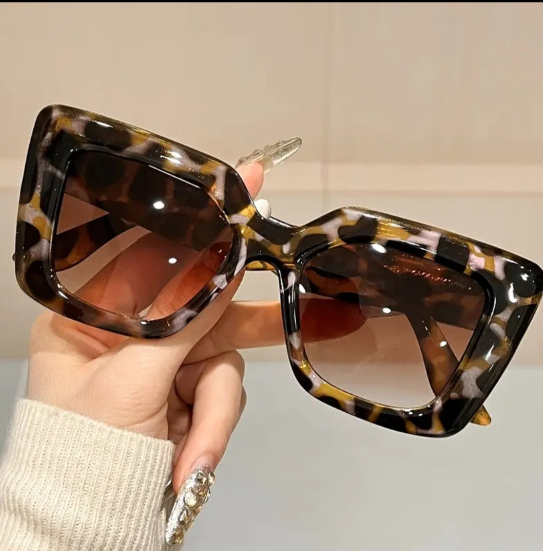 Leopard Oversized Square Sunglasses with Gradient Tawny Lens Anti-Glare