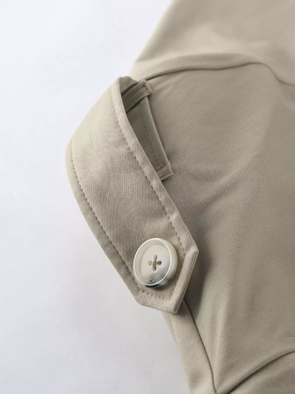 Chic Double-Breasted Belted Trench Coat Chic Double-Breasted Belted Trench Coat