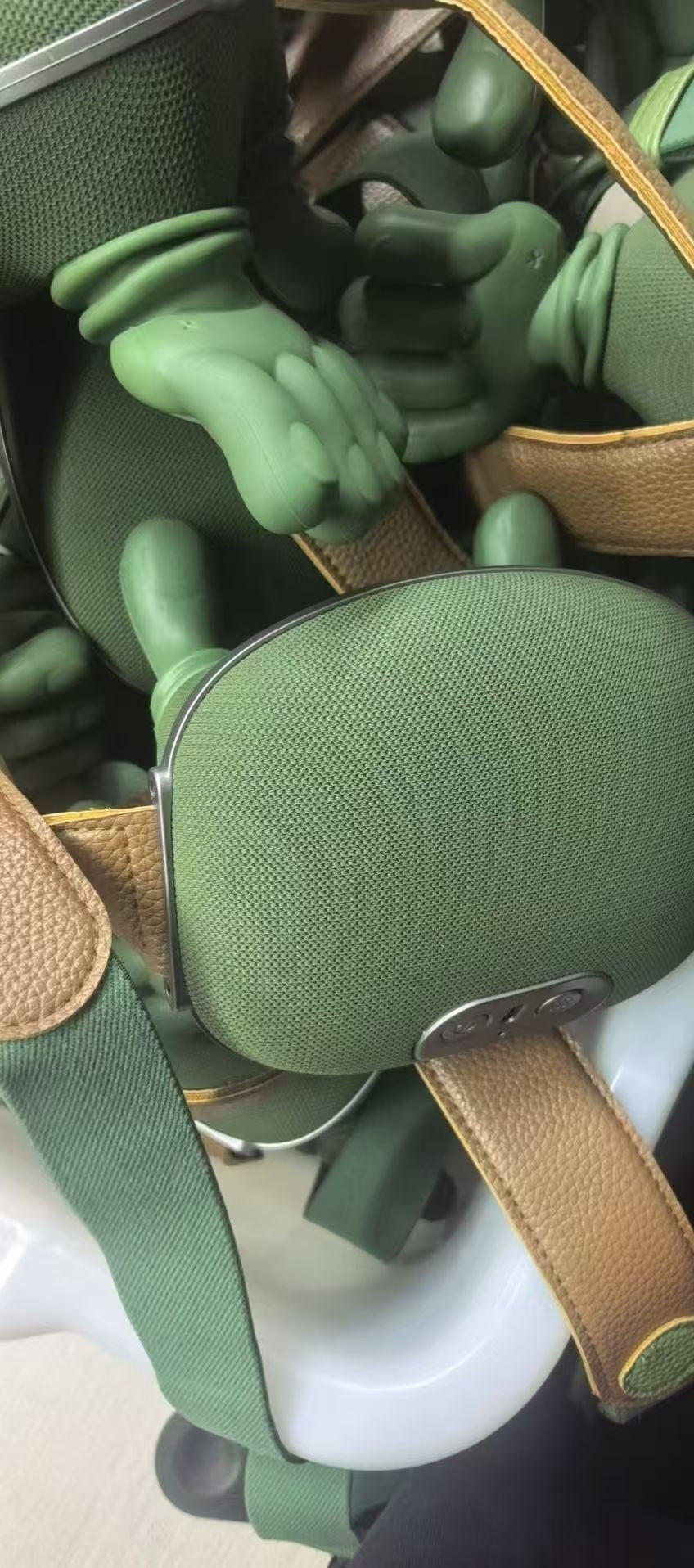 Trapezius Neck & Shoulder Massager Rechargeable Pain Relief CJ