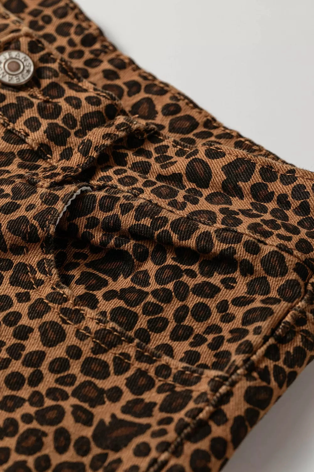 Glamorous Edit✨️Leopard Print Ruffled Hem Shift Jeans Glamorous Edit✨️Leopard Print Ruffled Hem Shift Jeans