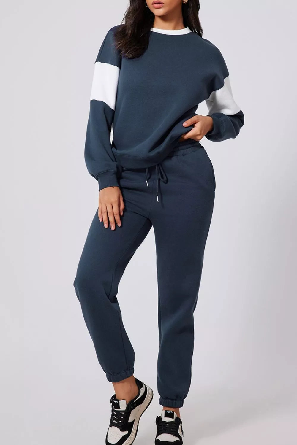 Drop Shoulder Loose Sweatshirt and Joggers Active Set