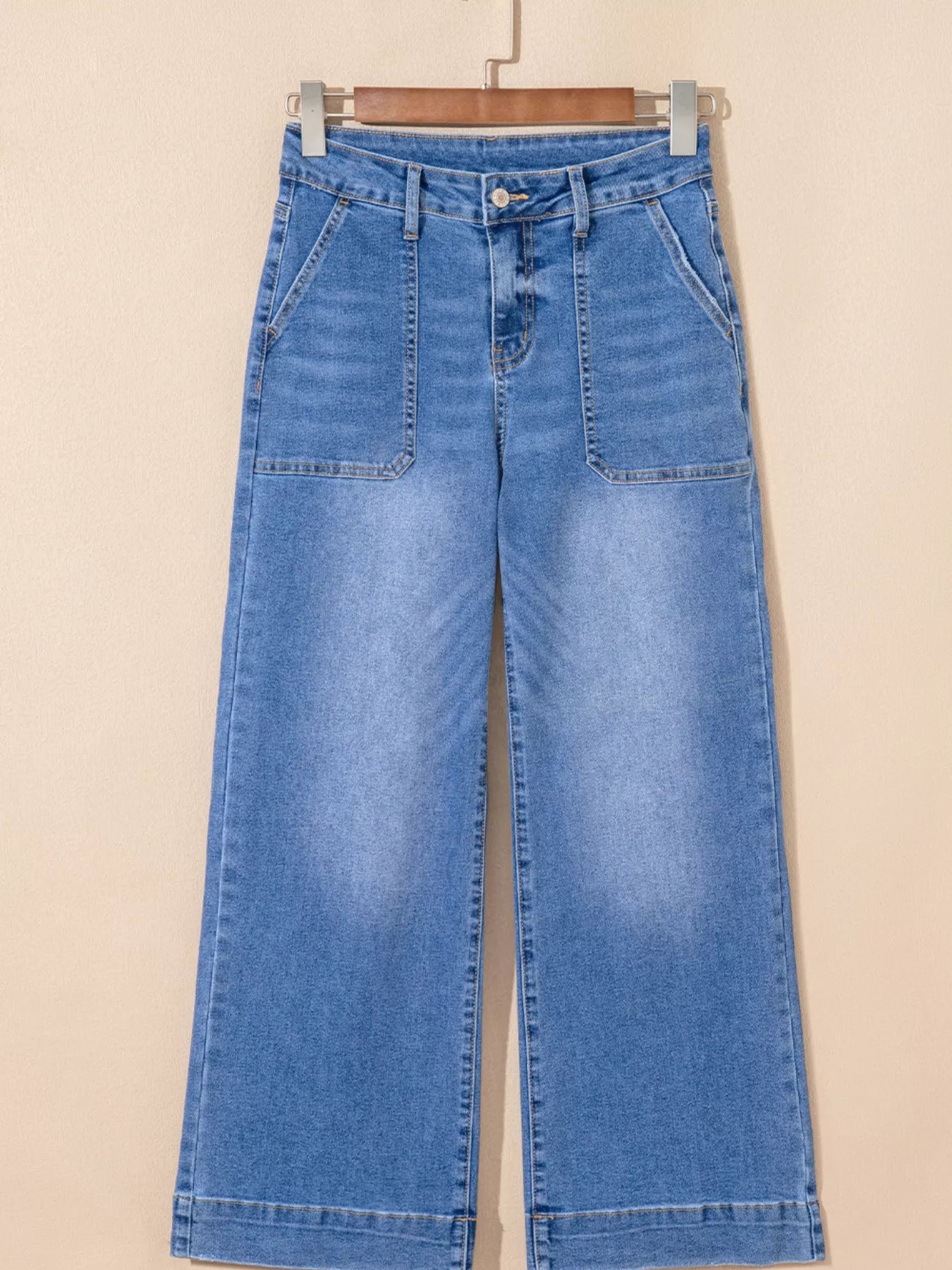 🔥 High-Waisted Wide Leg Flare Jeans – Retro Vibes, Modern Confidence