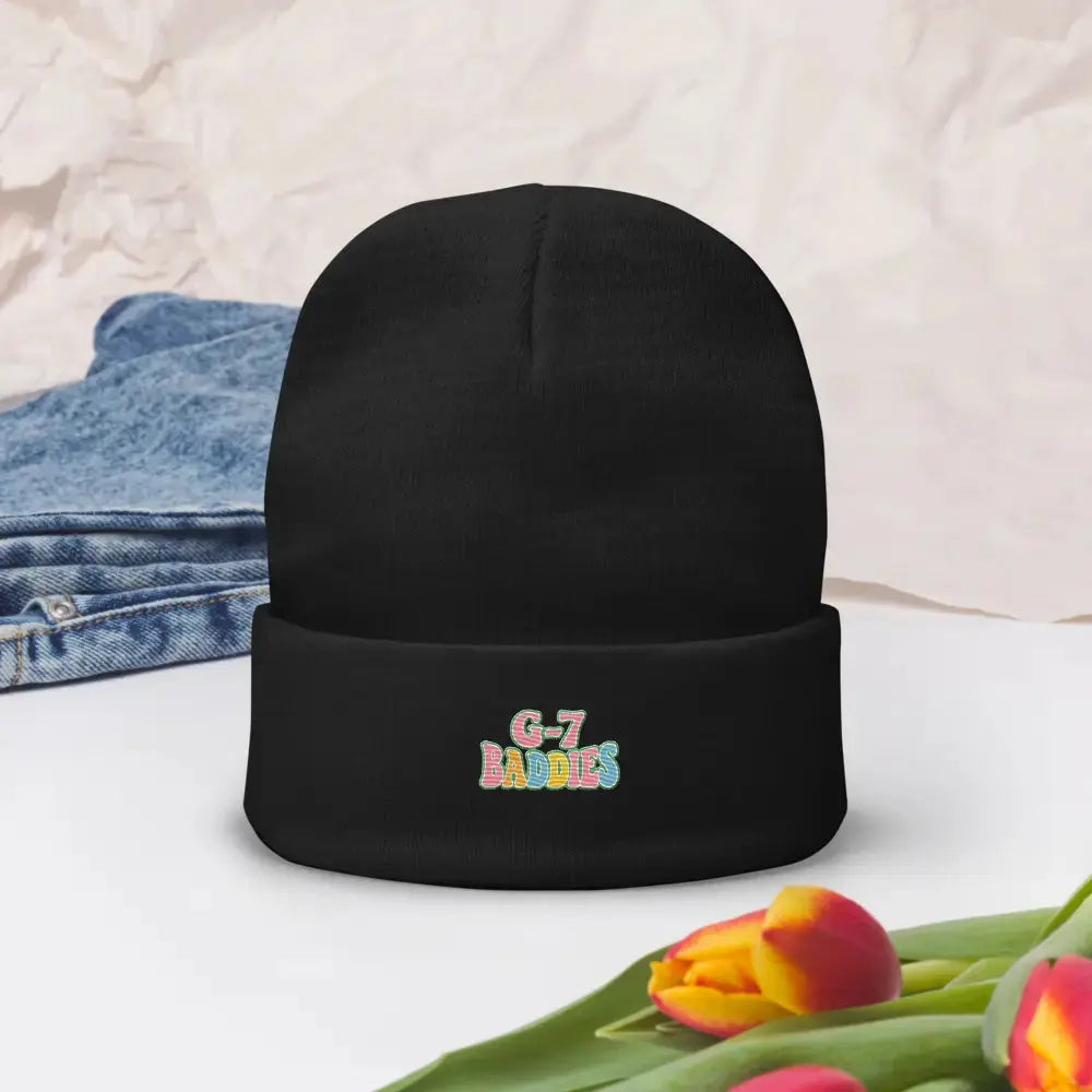 Embroidered Beanie Dias Dazzling Discoveries