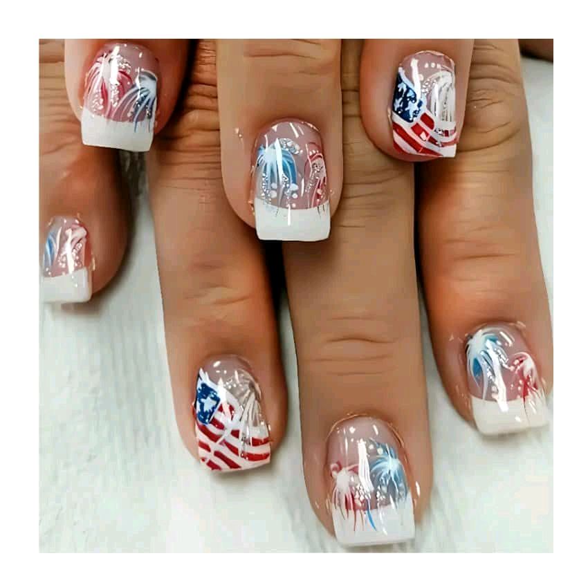 24Pcs Independence Day French Tip Press-On Nails – Short Square | American Flag, Fireworks, Chrome Red & Blue | Patriotic Acrylic Nails