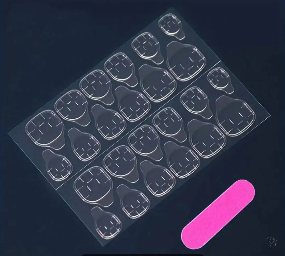 Nails of the Heart – Professional "Dazzling Tip" Press-On Set Dias Dazzling Discoveries