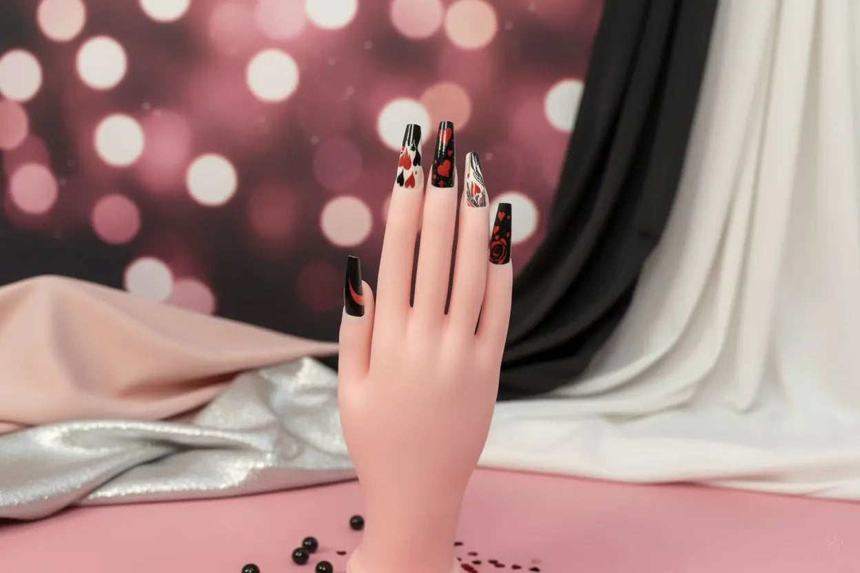 Nails of the Heart – Professional "Dazzling Tip" Press-On Set Dias Dazzling Discoveries